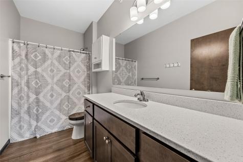 2871 Spring Rose Circle Coralville IA 52241