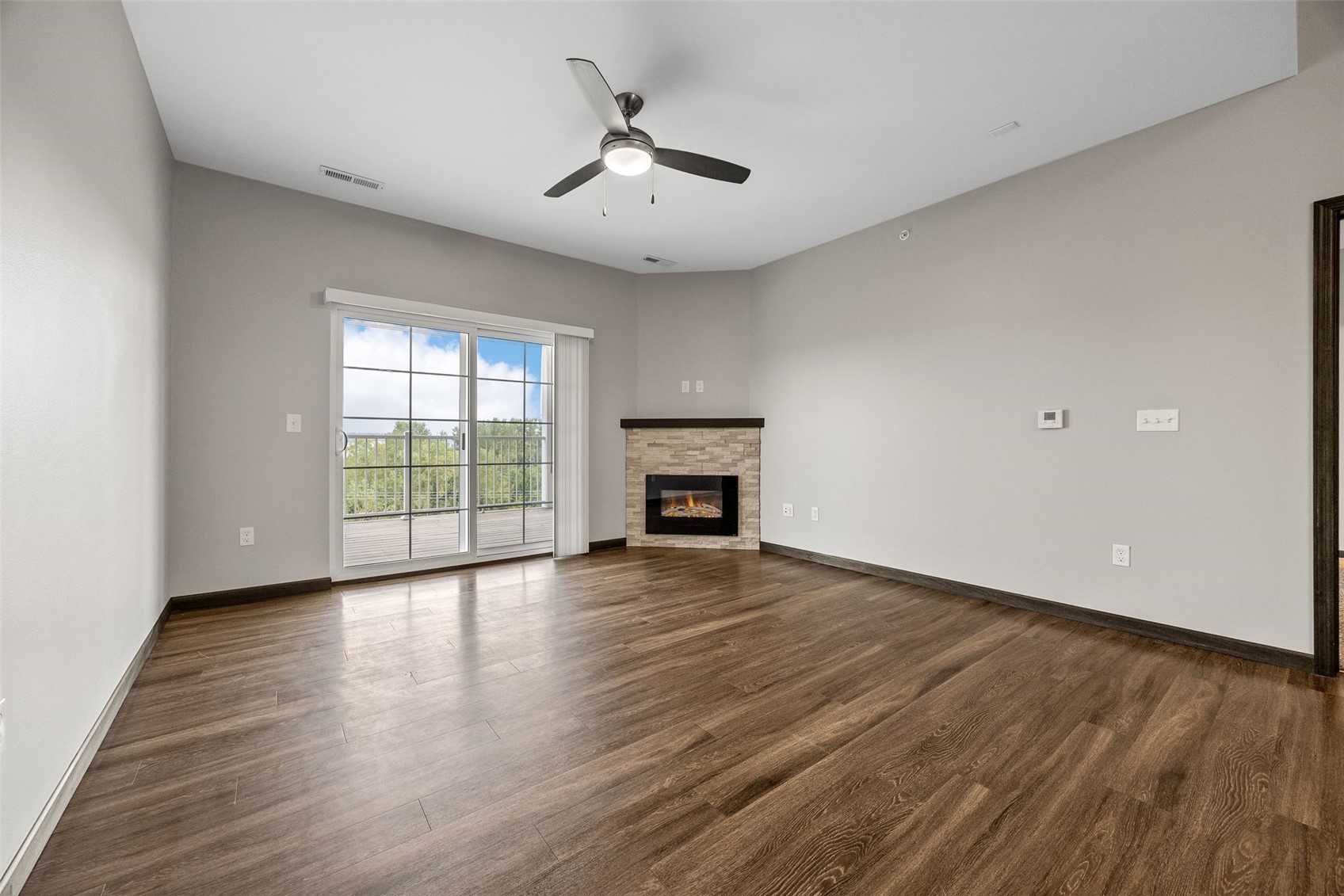 2871 Spring Rose Circle Coralville IA 52241
