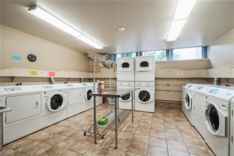 2222 1st Avenue NE Cedar Rapids IA 52402
