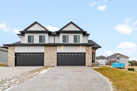 1405 Winterberry Lane North Liberty IA 52317
