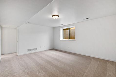 1405 Winterberry Lane North Liberty IA 52317