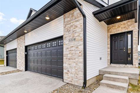 1405 Winterberry Lane North Liberty IA 52317