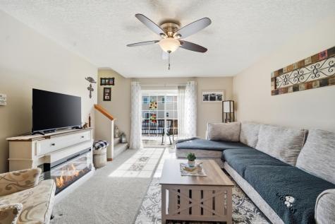 1312 Lois Lane Waterloo IA 50702