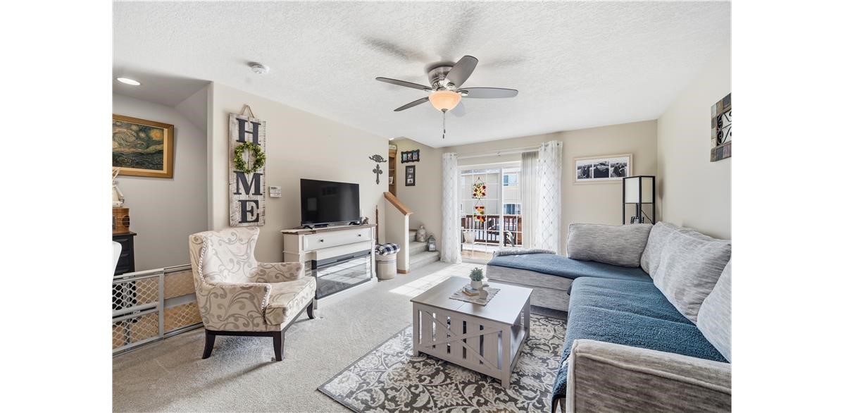 1312 Lois Lane Waterloo IA 50702