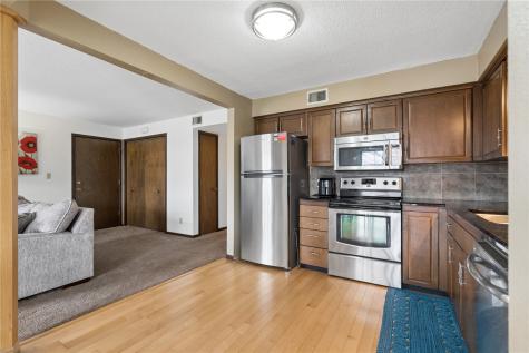 5703 Golden Ct NE #42 Cedar Rapids IA 52402