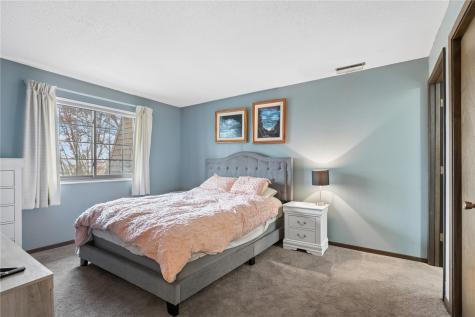 5703 Golden Ct NE #42 Cedar Rapids IA 52402