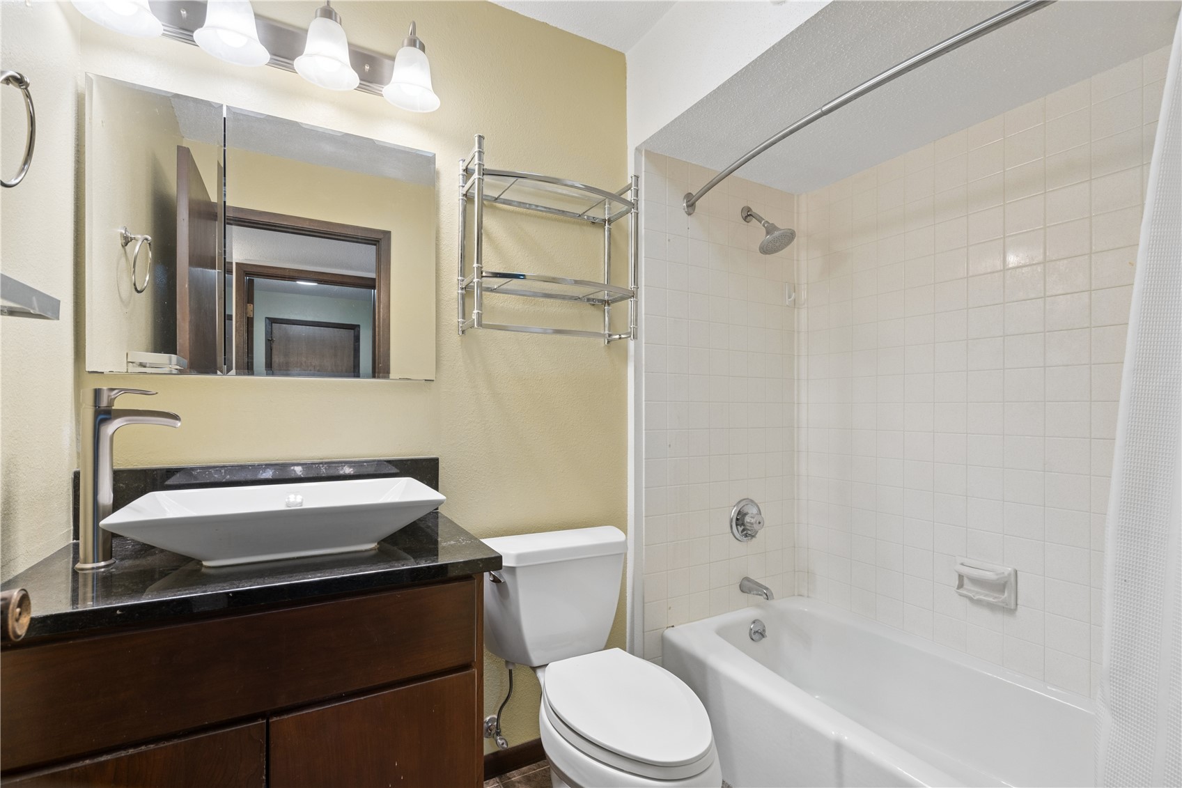 5703 Golden Court NE #42 Cedar Rapids IA 52402