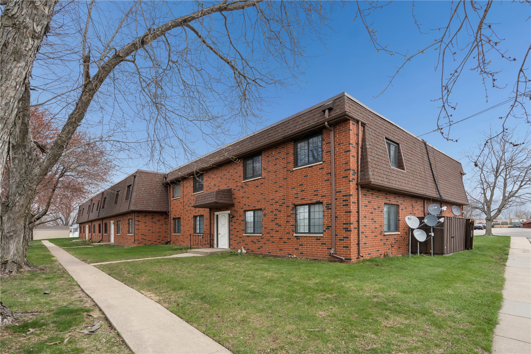 5703 Golden Court NE #42 Cedar Rapids IA 52402