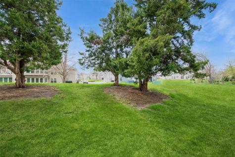 4525 Westchester Drive NE Cedar Rapids IA 52402
