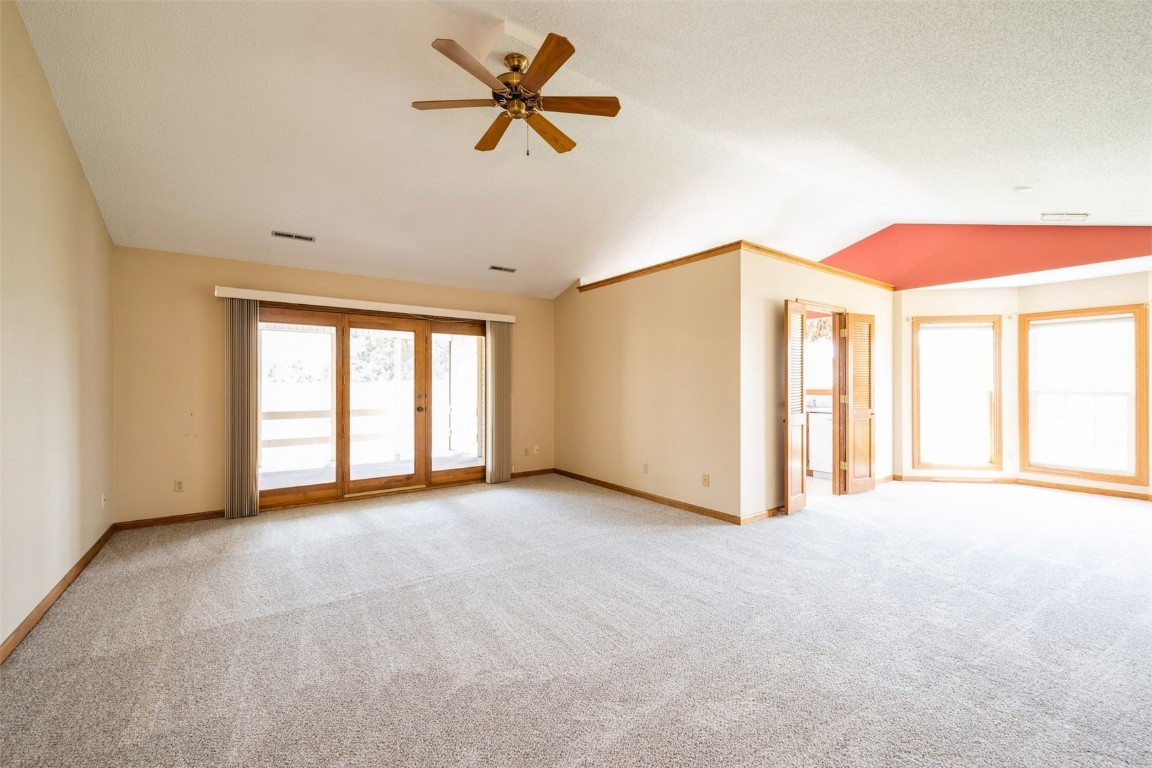 4525 Westchester Drive NE Cedar Rapids IA 52402