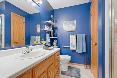 755 E Post Road SE Cedar Rapids IA 52403