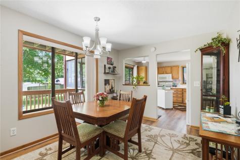 755 E Post Road SE Cedar Rapids IA 52403