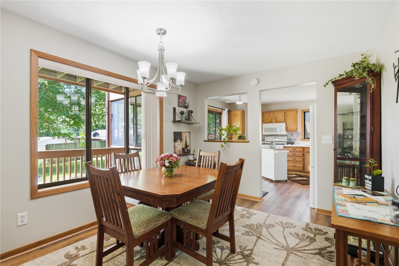 755 E Post Road SE Cedar Rapids IA 52403