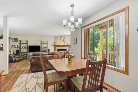 755 E Post Road SE Cedar Rapids IA 52403