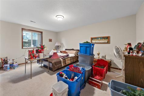 319 13th Avenue SW Mt Vernon IA 52314