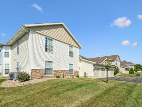 3802 Foxborough Terrace NE Unit C Cedar Rapids IA 52402