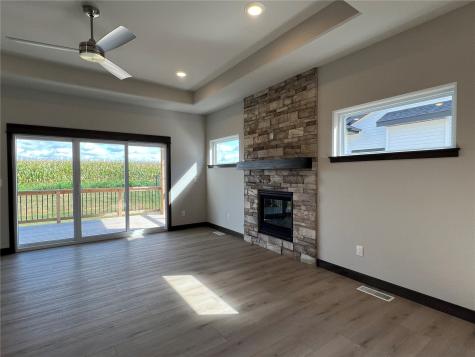 1298 Berkshire Lane North Liberty IA 52317