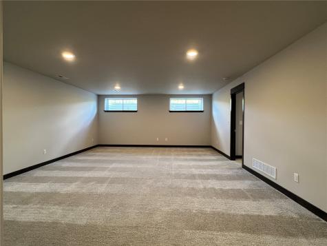 1298 Berkshire Lane North Liberty IA 52317