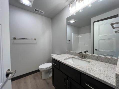 1298 Berkshire Lane North Liberty IA 52317