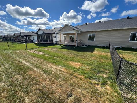 1298 Berkshire Lane North Liberty IA 52317
