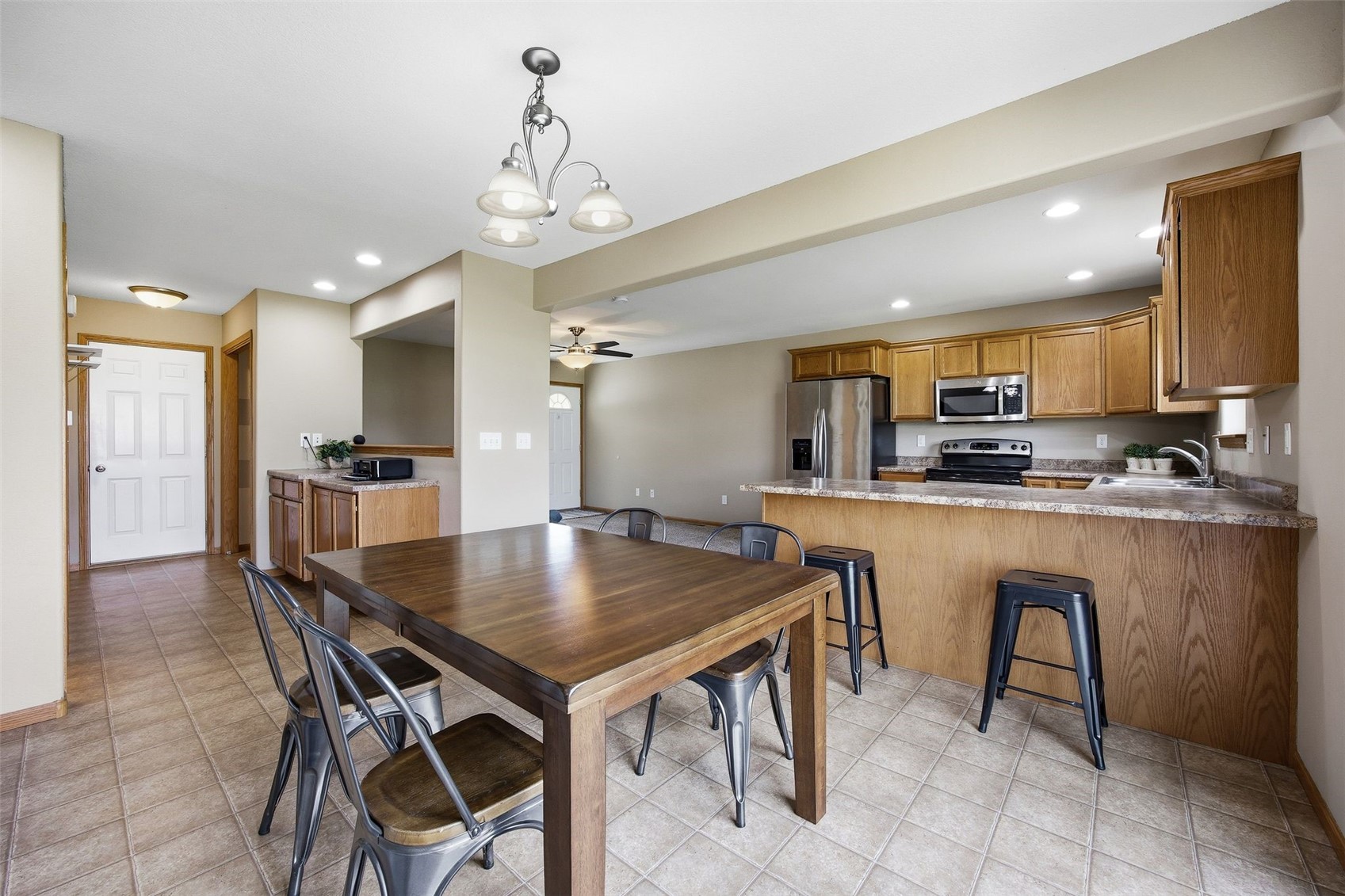 1577 Hunters Creek Way Marion IA 52302