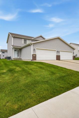 1577 Hunters Creek Way Marion IA 52302