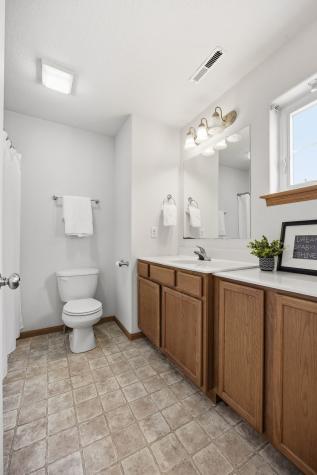 1577 Hunters Creek Way Marion IA 52302