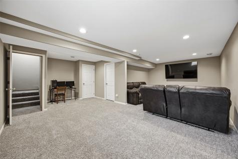 1577 Hunters Creek Way Marion IA 52302