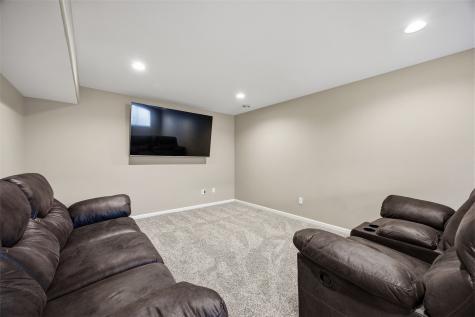 1577 Hunters Creek Way Marion IA 52302