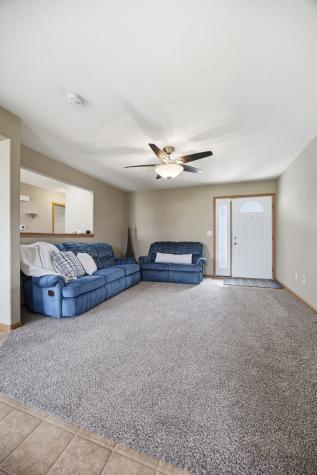 1577 Hunters Creek Way Marion IA 52302