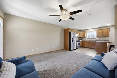 1577 Hunters Creek Way Marion IA 52302