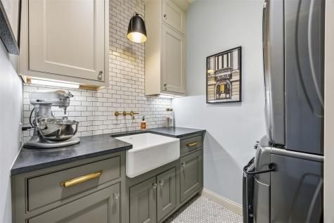 111 Cottage Grove Avenue SE Cedar Rapids IA 52403