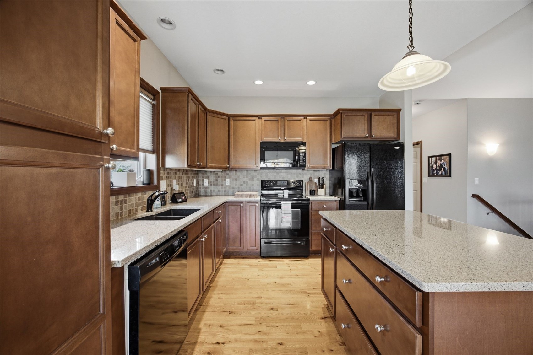 912 NE Dorchester Place NE Cedar Rapids IA 52402