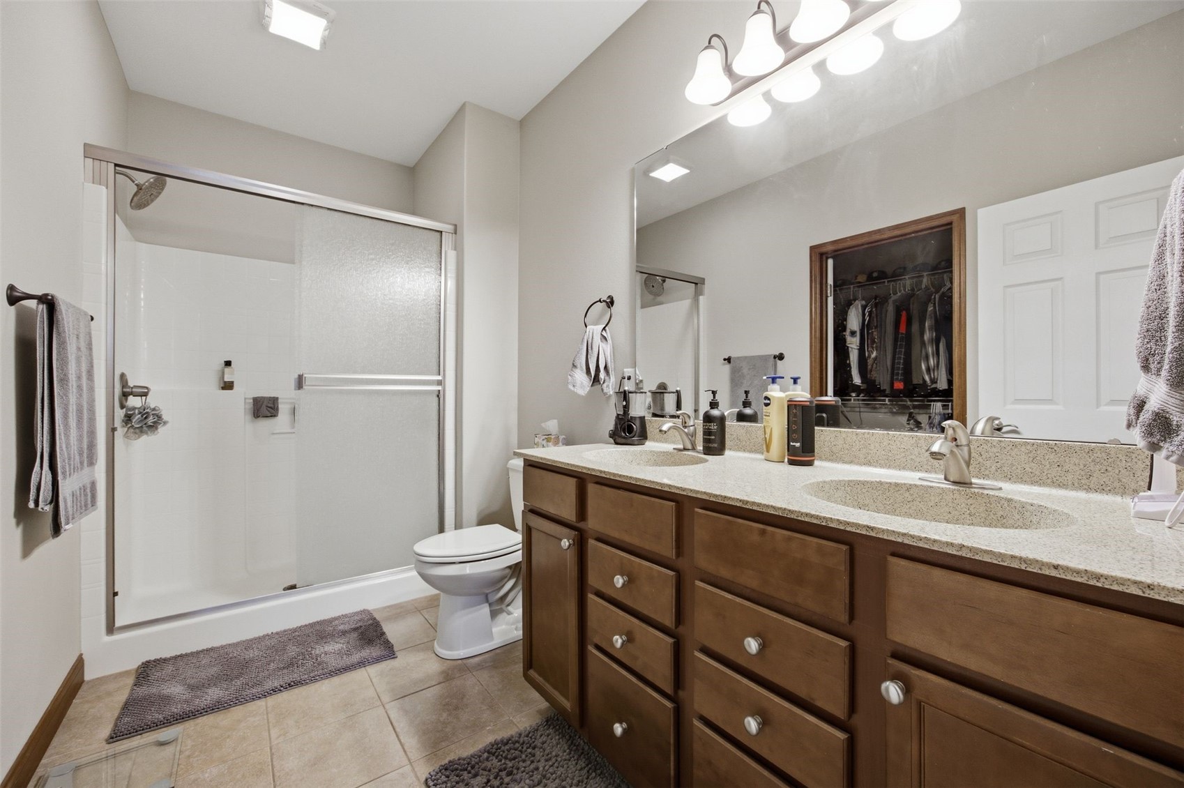 912 NE Dorchester Place NE Cedar Rapids IA 52402