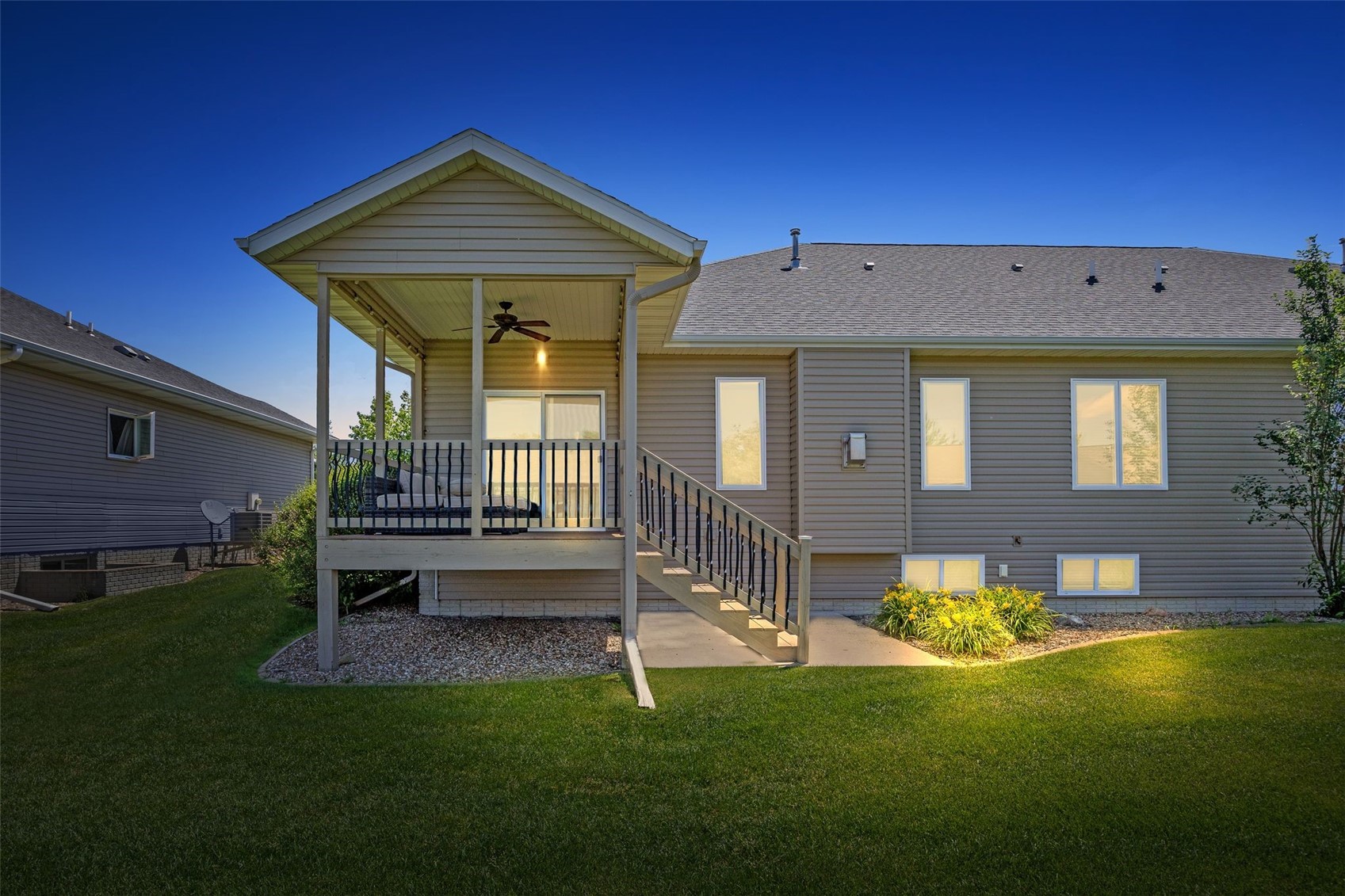 912 NE Dorchester Place NE Cedar Rapids IA 52402