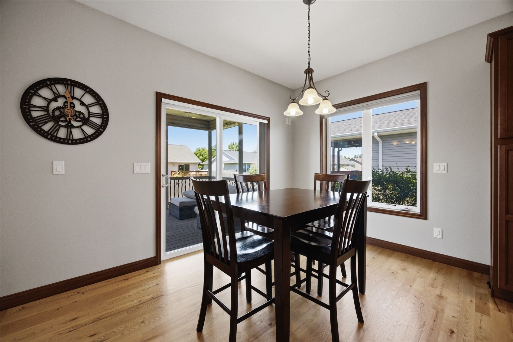912 NE Dorchester Place NE Cedar Rapids IA 52402