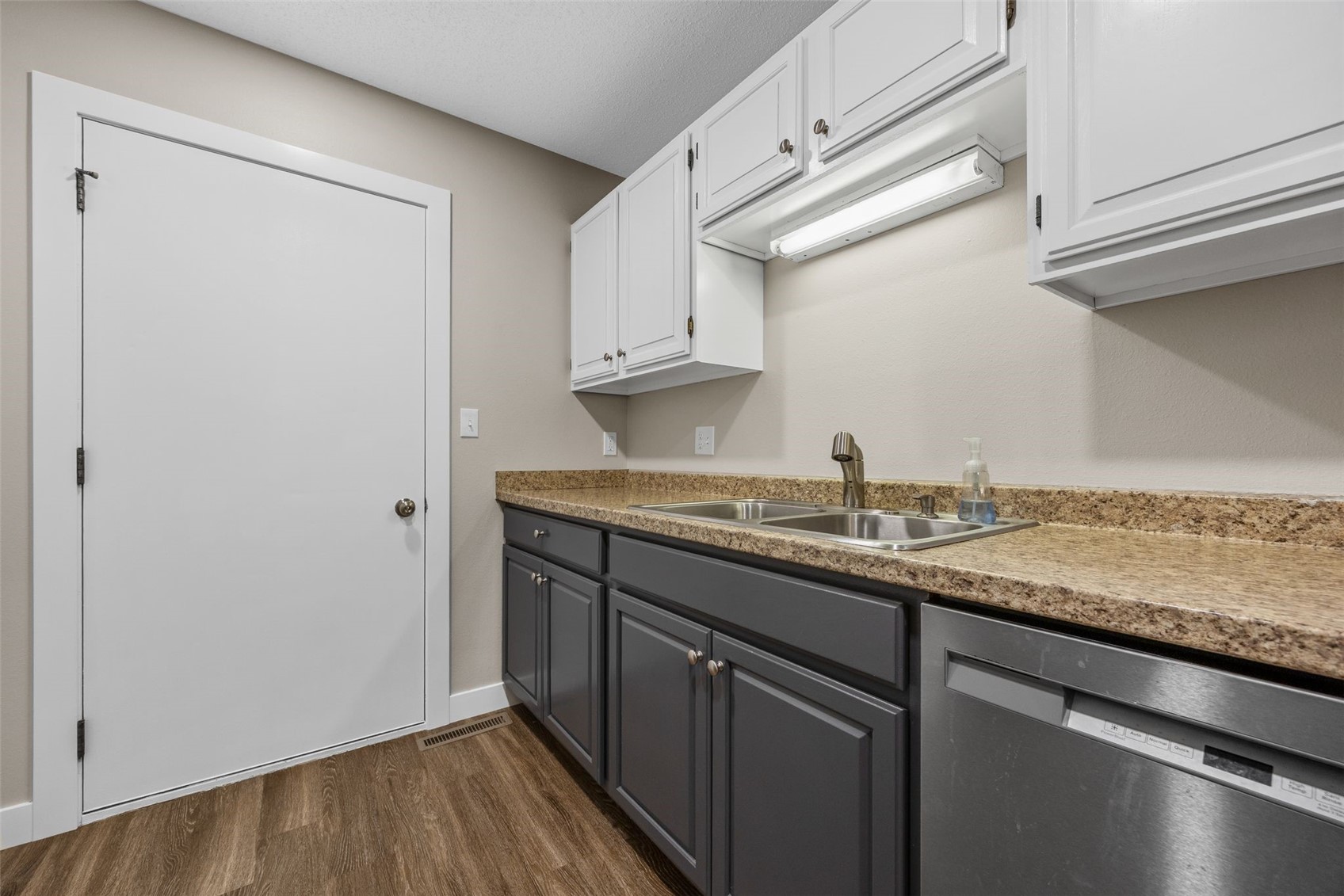 1011 Rochester Avenue Iowa City IA 52245