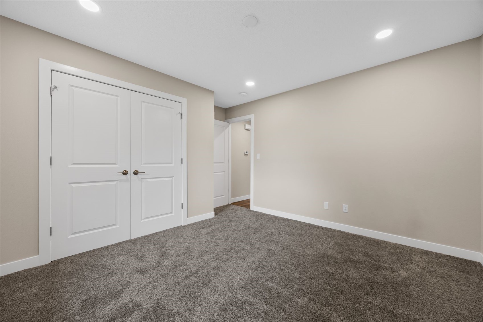 1011 Rochester Avenue Iowa City IA 52245
