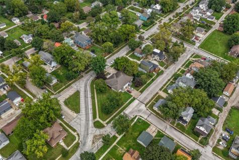 1011 Rochester Avenue Iowa City IA 52245