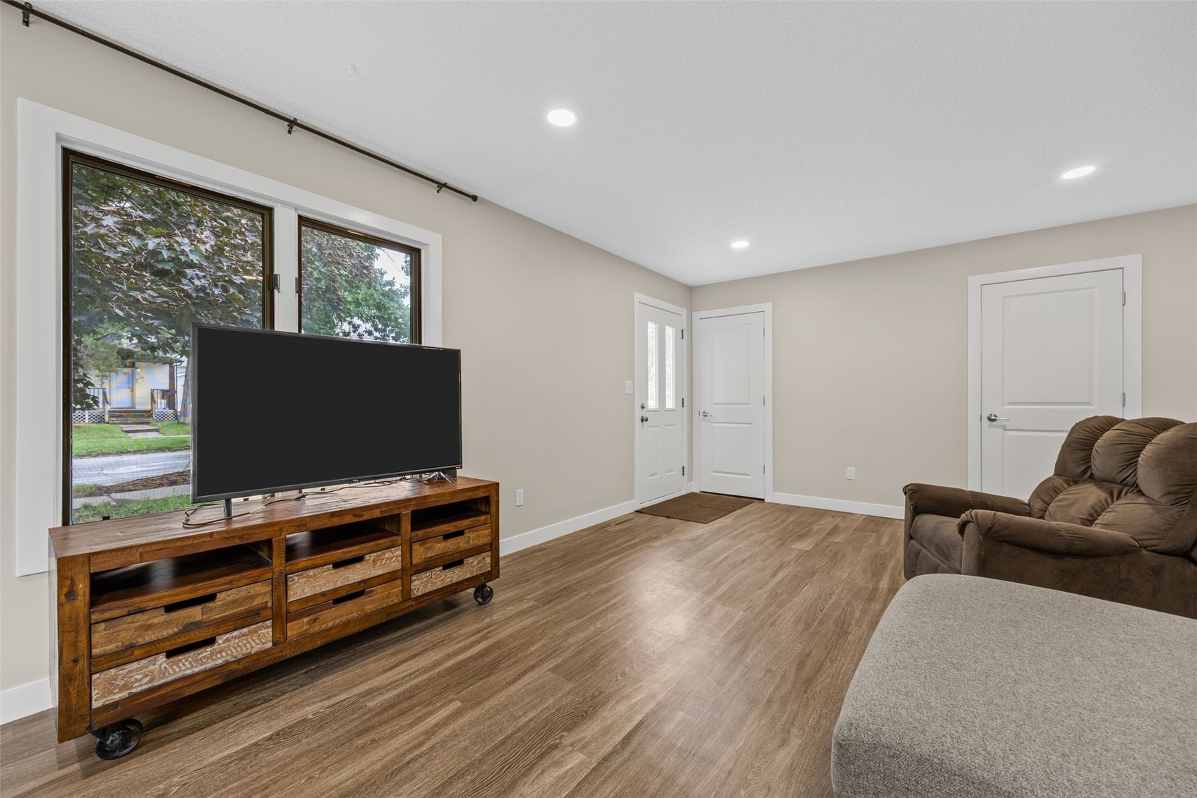 1011 Rochester Avenue Iowa City IA 52245