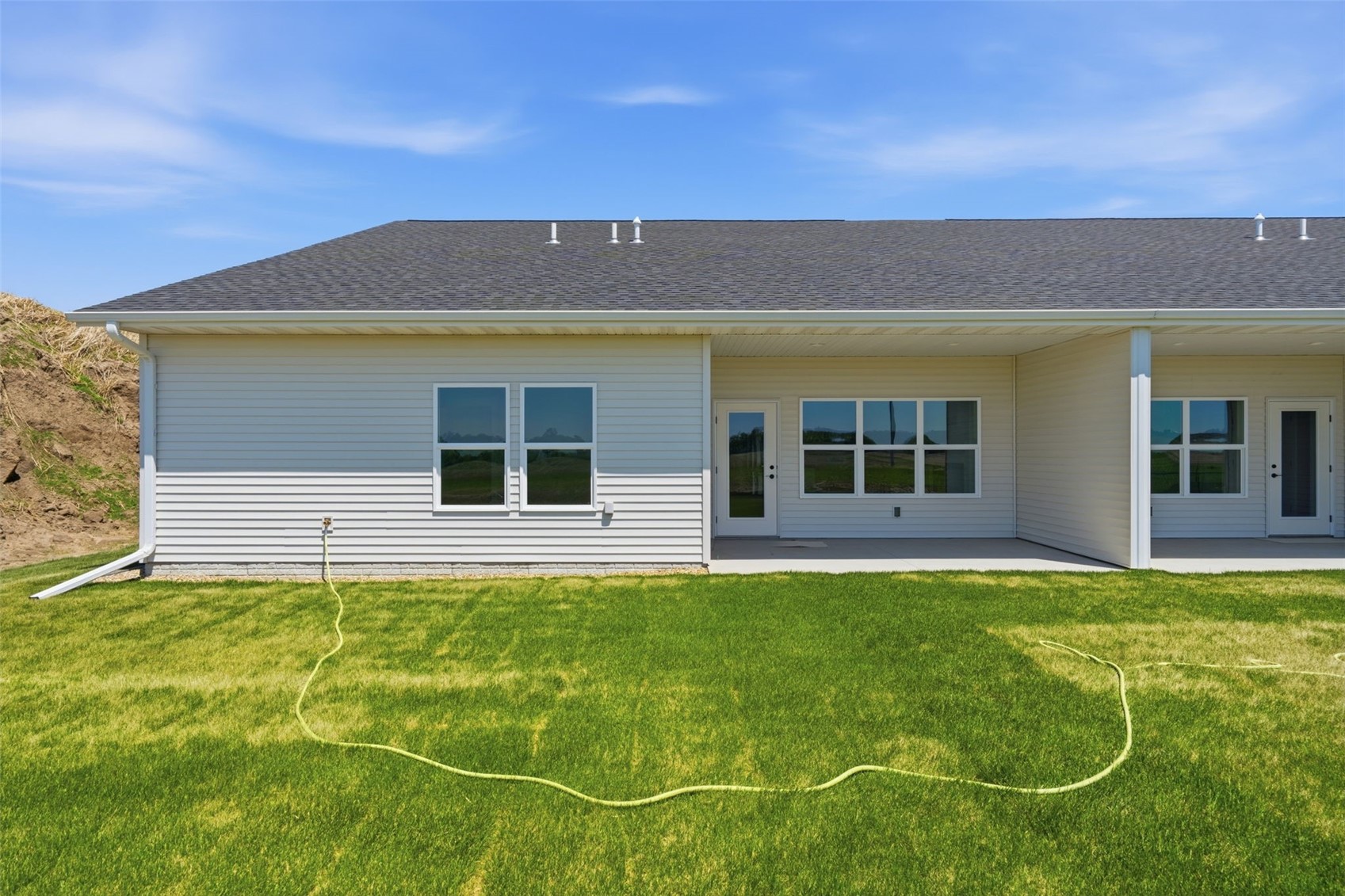 305 Dutch Drive Robins IA 52328