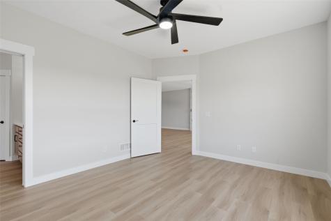 305 Dutch Drive Robins IA 52328
