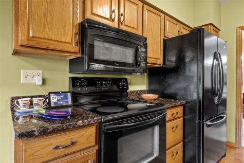 4761 Westchester Drive NE Cedar Rapids IA 52402