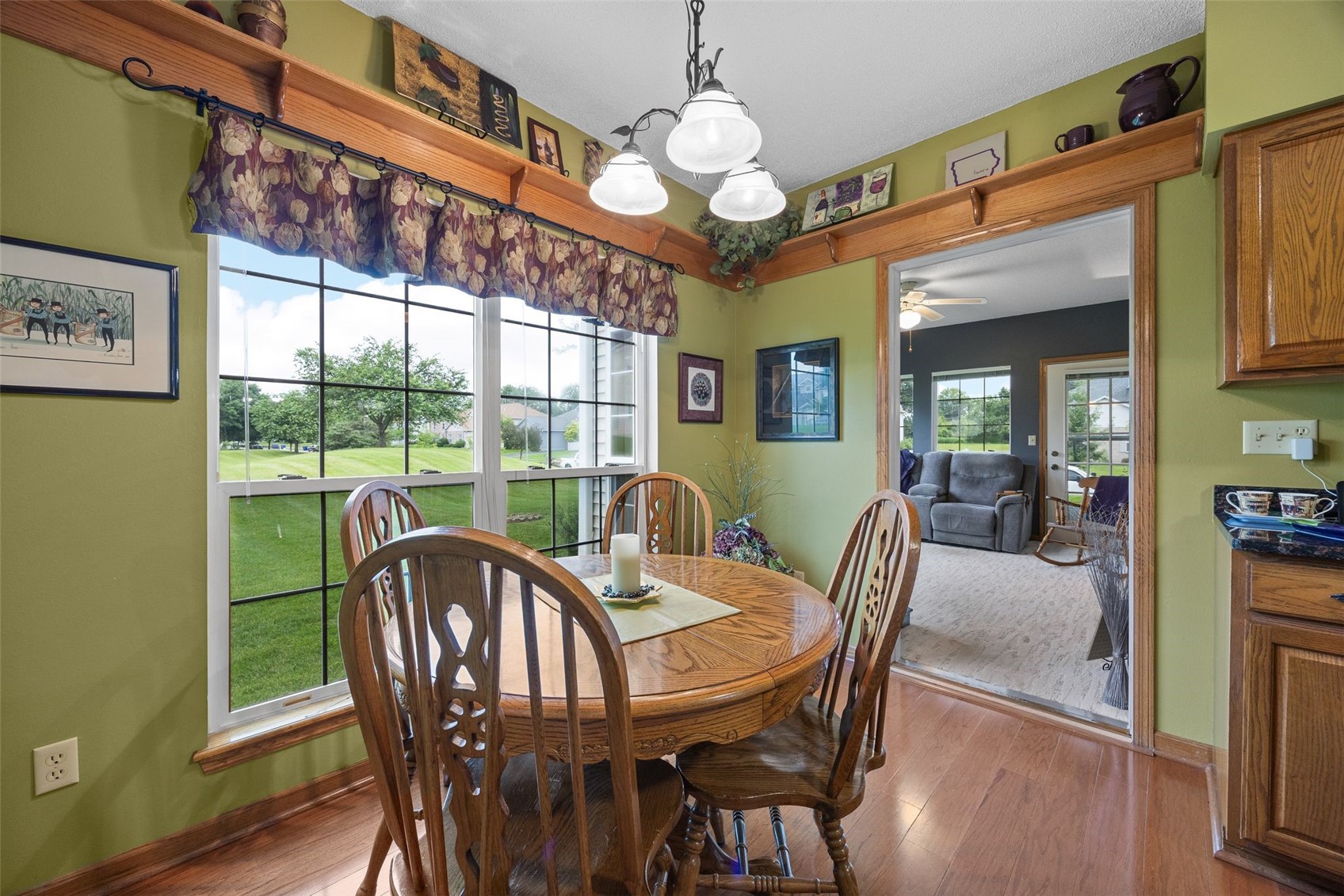 4761 Westchester Drive NE Cedar Rapids IA 52402