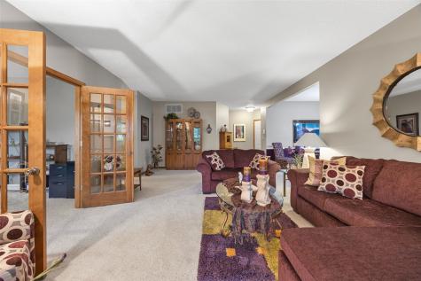 4761 Westchester Drive NE Cedar Rapids IA 52402