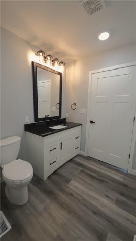 1413 13th Avenue Belle Plaine IA 52208