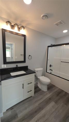 1413 13th Avenue Belle Plaine IA 52208