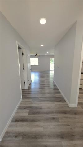 1413 13TH Avenue Belle Plaine IA 52208