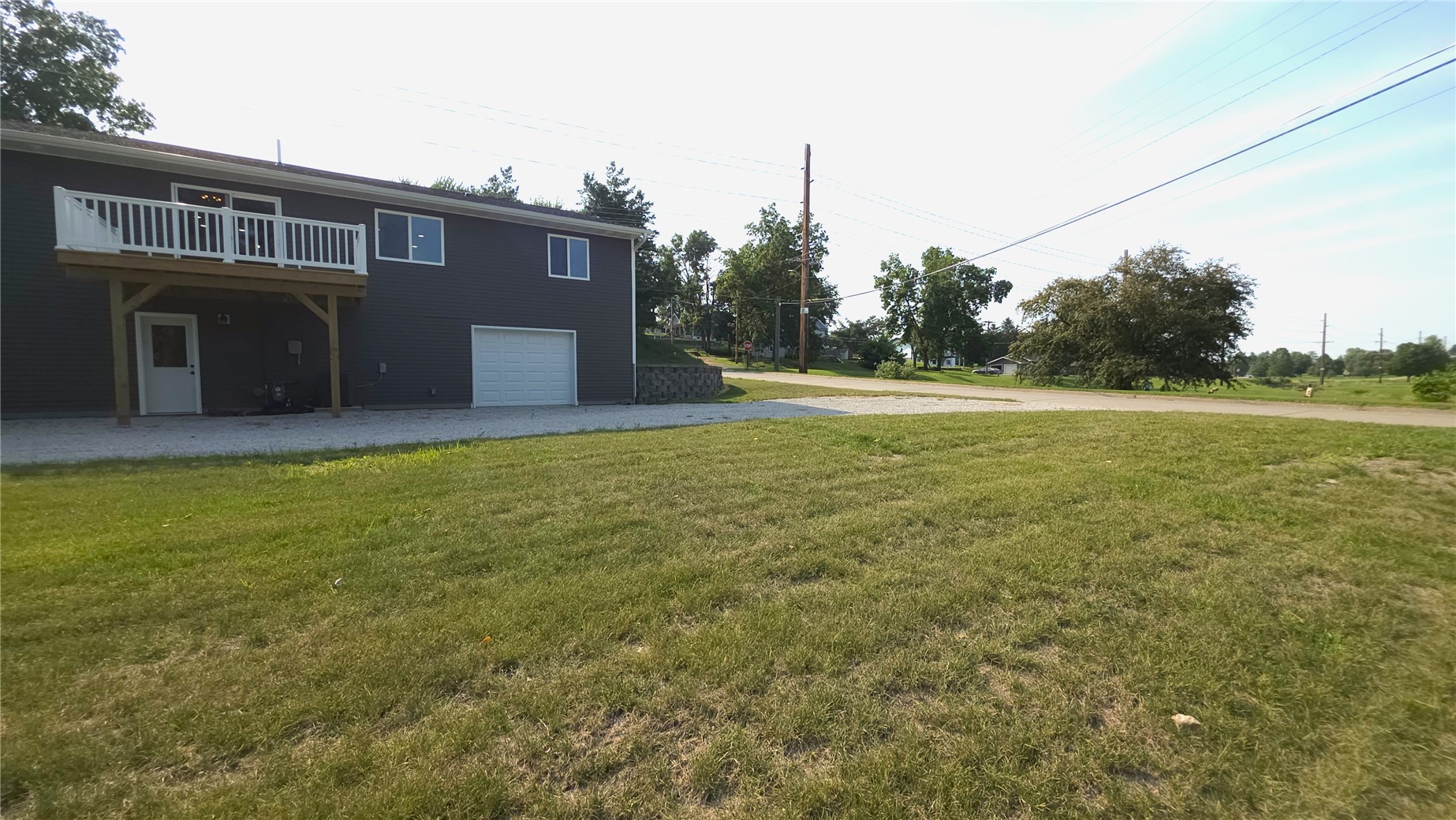 1413 13th Avenue Belle Plaine IA 52208