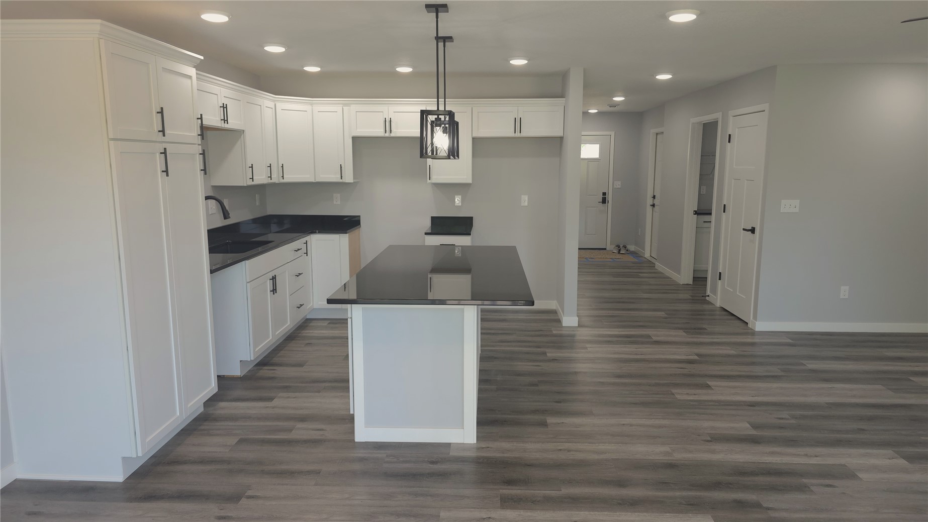1413 13th Avenue Belle Plaine IA 52208